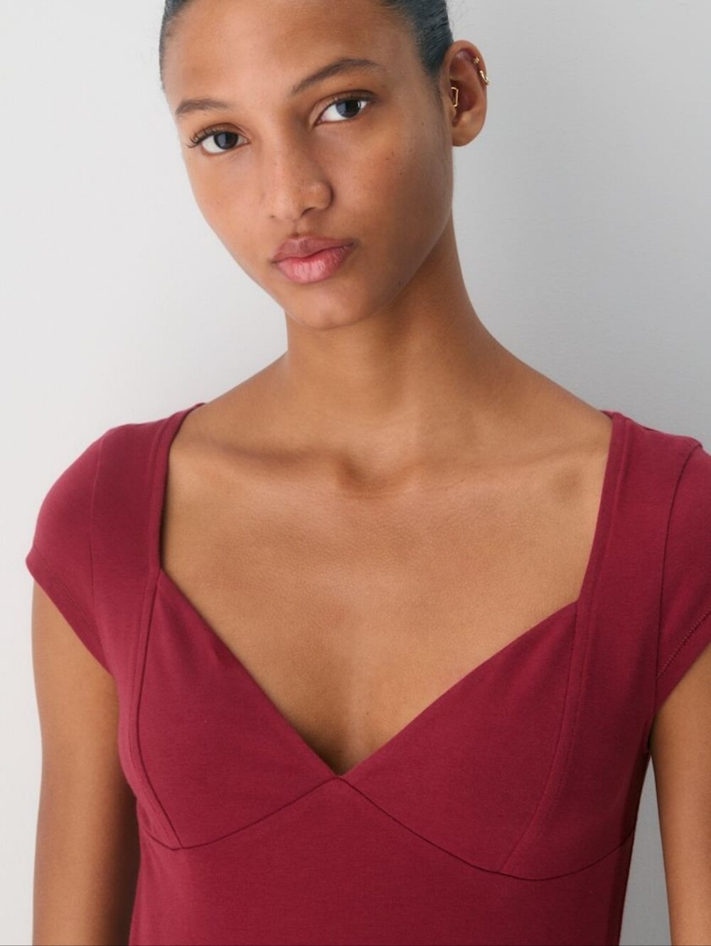 NWOT Aritzia Homestretch Smooth Sweetheart T-shirt